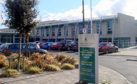 Announcement on Merchants Quay motor tax services
